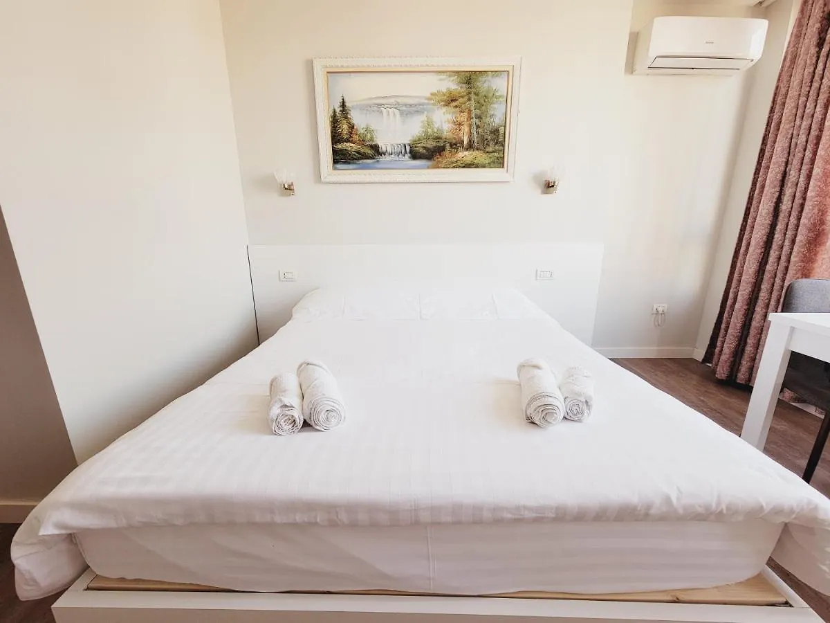 Affittacamere Hotel Nuestra Casa Tirana