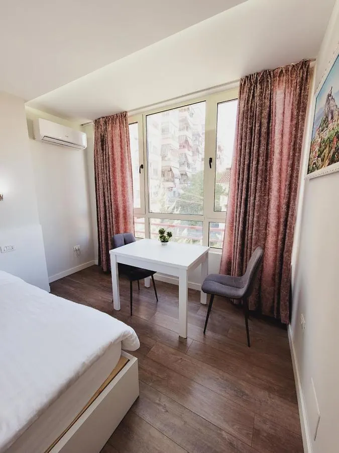 Pensión Hotel Nuestra Casa Tirana